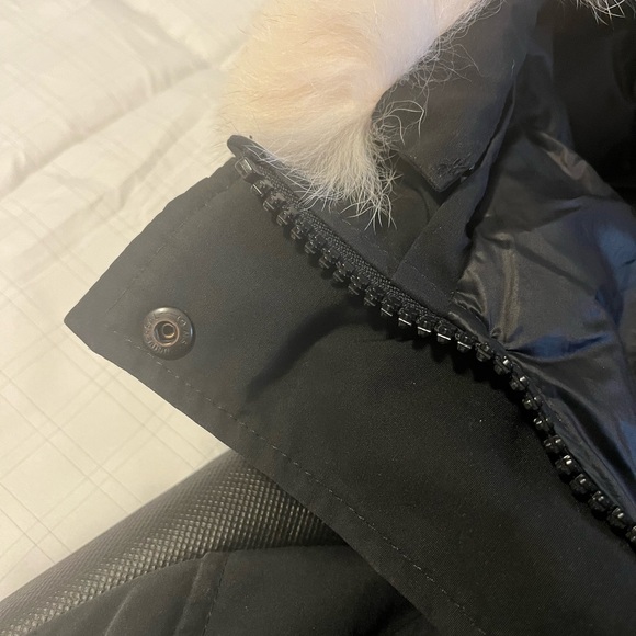 Canada Goose Jacket - Picture 11 of 16